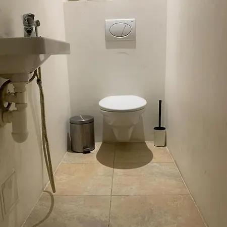 Apt Near Centrum براغ